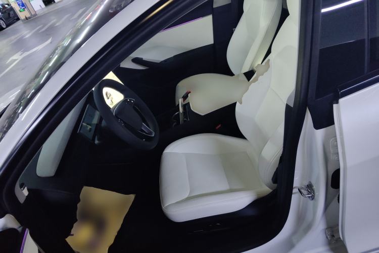 Used Tesla Model 3 2023 Rear-Wheel-Drive Version
