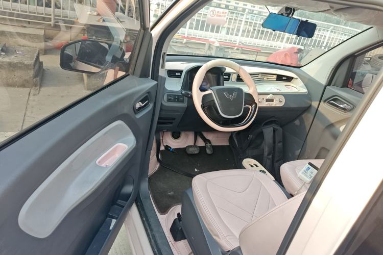 Used Wuling Hongguang MINIEV 2022 Macaron Premium Model – Lithium Iron Phosphate
