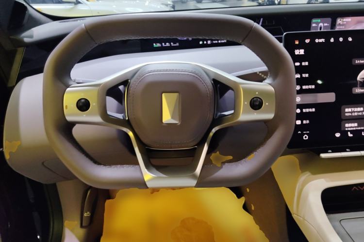 Used  11 2025 Ultra Extended-Range Edition
