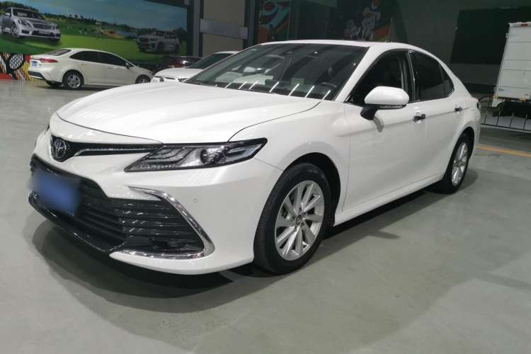 Used Toyota Camry 2021 2.0G Luxury Edition

