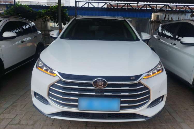 Used BYD Tang 2019 2.0T Automatic SmartConnect Luxury 7-Seater China VI Standard
