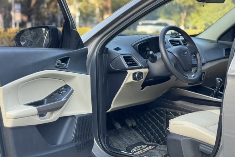 Used Ford Escort 2015 1.5L Manual Comfort Model