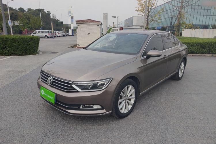 Used Volkswagen Magotan 2019 280TSI DSG Leading Model China VI Standard
