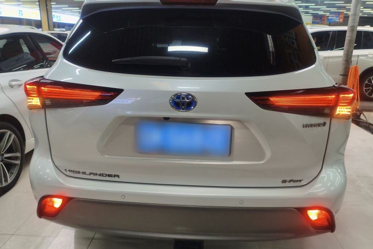 Used Toyota Highlander 2022 Dual-Engine 2.5L Four-Wheel Drive Prestige Version 7 Seats