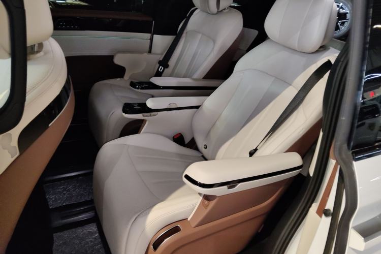 Used BYD Xia 2025 DM-i 1.5T 180km Beyond Edition
