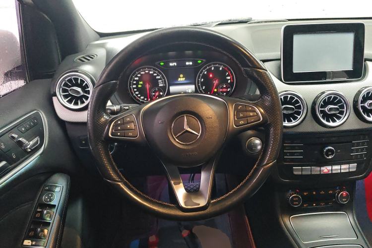 Used Mercedes-Benz B-Class 2015 B 200 Fashion Model
