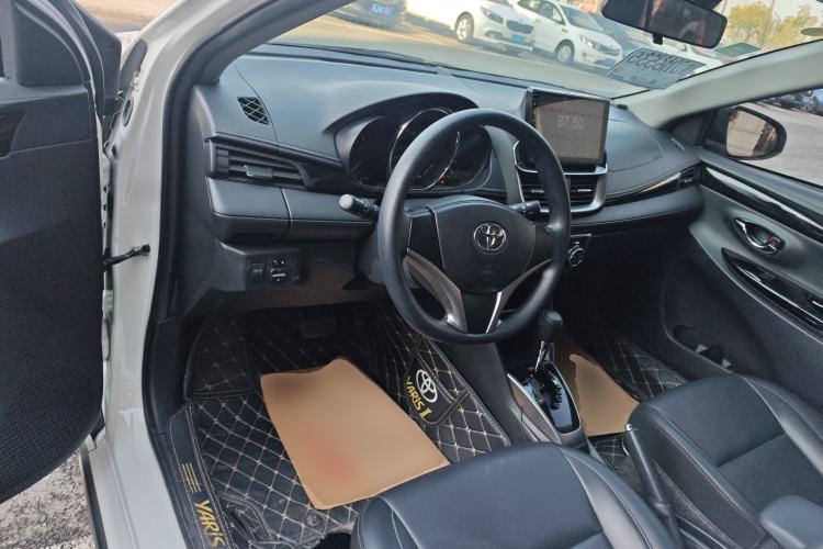 Used Toyota YARiS L 2020 X-Trail X 1.5L CVT Luxury Edition