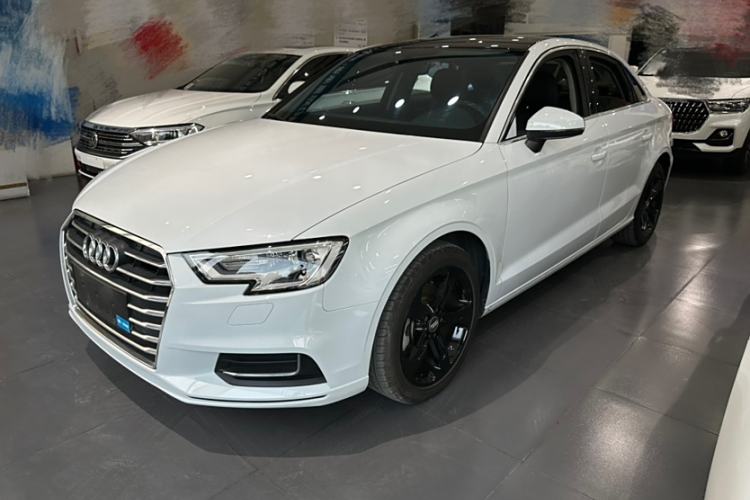 Used Audi A3 2020 Restyled Limousine 35 TFSI Ambition Version China VI
