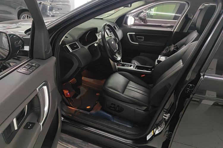 Used Land Rover Discovery Sport 2018 240 PS SE Version
