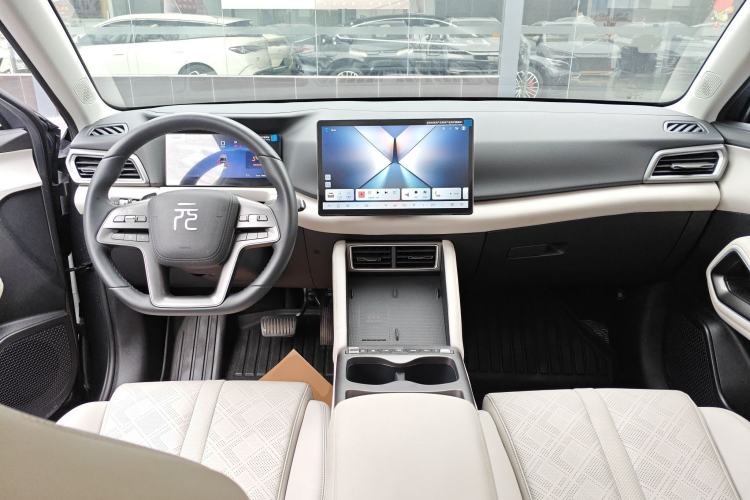 Used BYD Yuan UP 2025 Intelligent Driving Version 401 km Beyond-Range Edition
