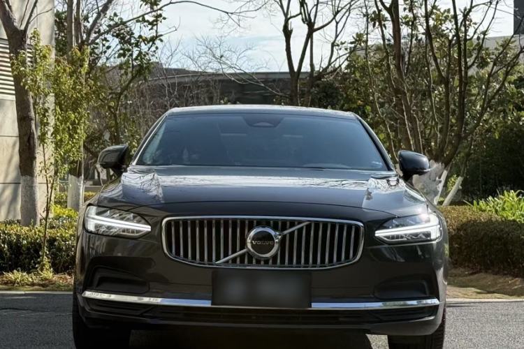 Used Volvo S90 2022 B5 Zhiyuan Luxury Edition