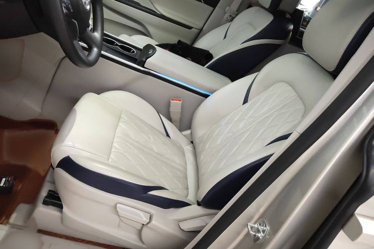 Used Buick GL8 2020 ES Land Cruiser 653T Comfort Edition
