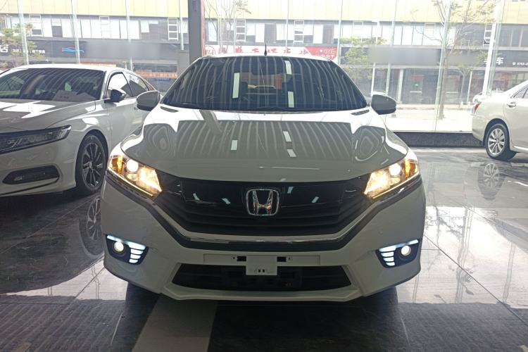 Used Honda Greiz 2016 1.5L CVT Classic Edition
