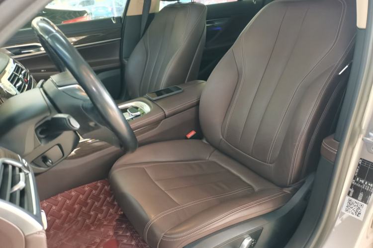 Used BMW 7 Series 2018 730Li Leading Model Excellence Package
