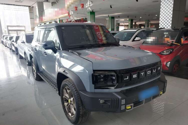 Used Jetour Traveler 2023 2.0T All-Wheel Drive Conquer PRO
