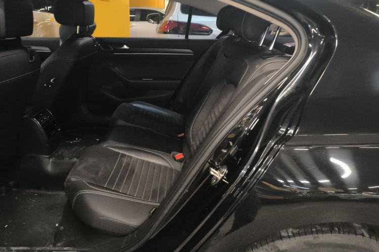 Used Volkswagen Magotan 2020 330TSI DSG Luxury Edition
