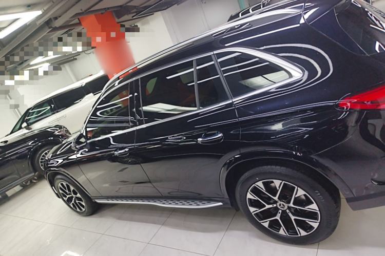 Used Mercedes-Benz GLC 2023 Facelift GLC 260 L 4MATIC Luxury Version 5 Seats
