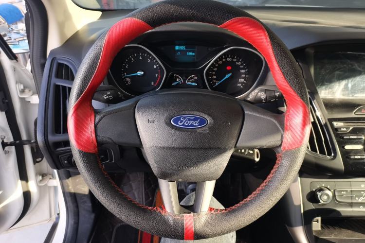 Used Ford Focus 2017 Hatchback 1.6L Automatic Comfort Plus SmartDrive Edition
