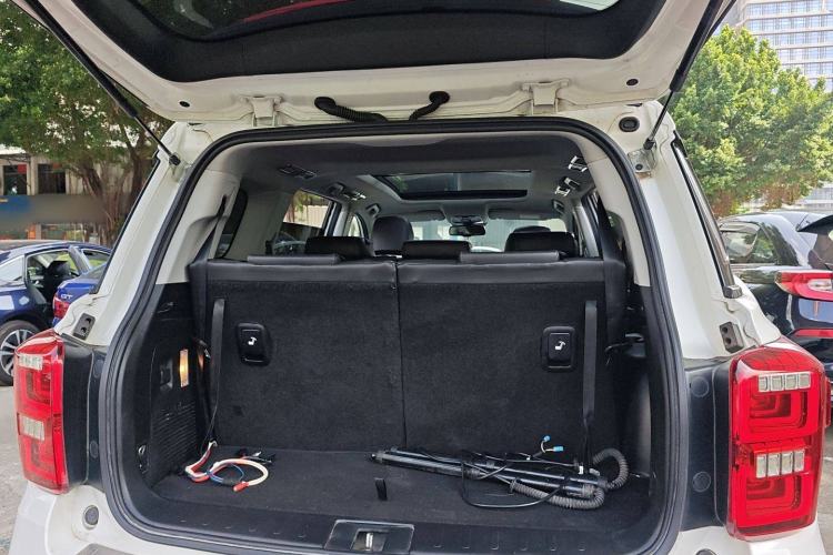 Used GAC Trumpchi GS8 2017 320T Two-Wheel Drive Luxury Smart Connectivity Version (7 Seats)
