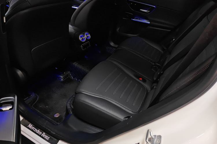 Used Mercedes-Benz GLC 2023 GLC 300 L 4MATIC Dynamic 7-Seater