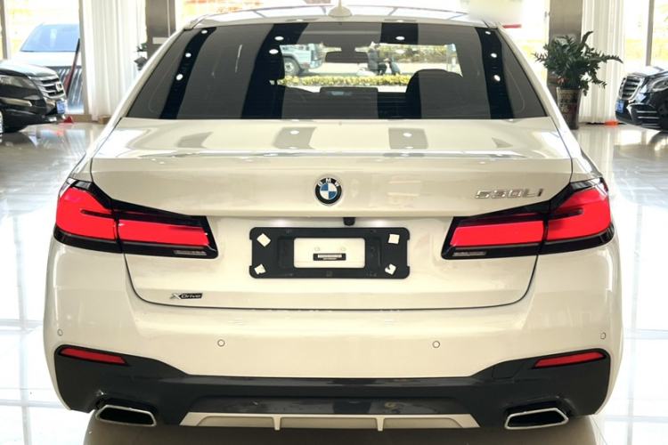 Used BMW 5 Series 2022 Second Facelift 530Li Leading Edition M Sport Package
