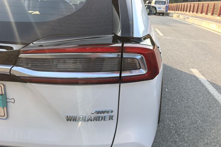 Used Toyota Wildlander 2023 2.0L CVT Two-Wheel Drive Luxury PLUS Edition
