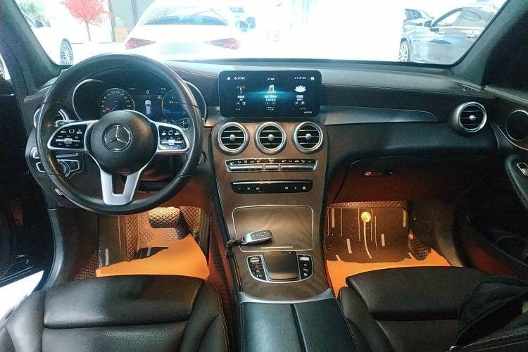 Used Mercedes-Benz GLC 2020 Facelift GLC 300 L 4MATIC Dynamic Edition
