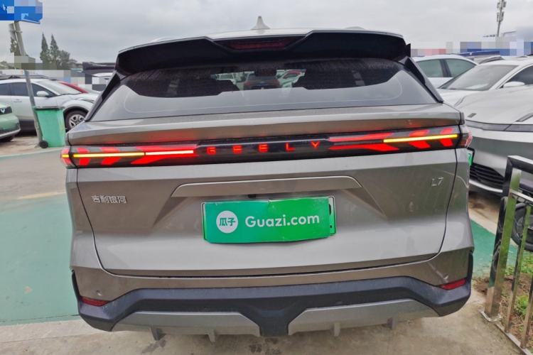 Used  L7 2023 1.5T 115 km Starship
