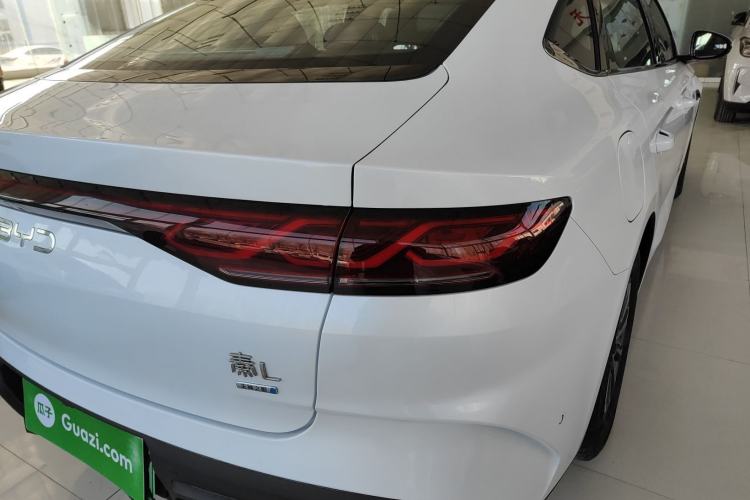 Used BYD Qin L 2025 DM-i Smart Drive 80KM Leading Model
