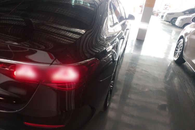 Used Mercedes-Benz E-Class New Energy 2024 E 350 e L Plug-in Hybrid Sports Sedan
