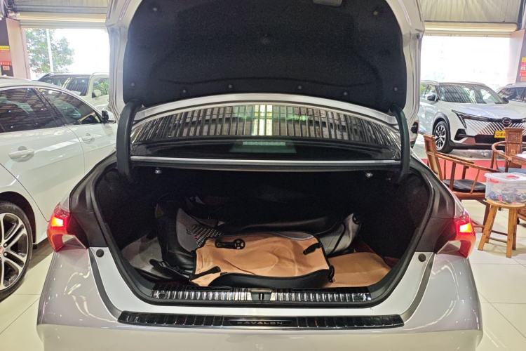 Used Toyota Avalon 2021 2.5L Luxury Edition
