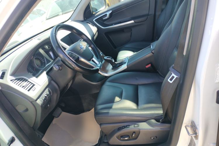 Used Volvo XC60 2017 T5 Smart Upgrade Edition
