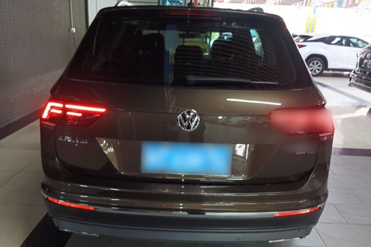 Used Volkswagen Tiguan L 2017 380TSI Automatic All-Wheel-Drive Luxury Edition