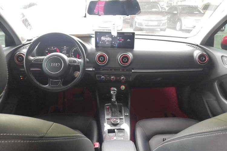 Used Audi A3 2014 Limousine 35 TFSI Automatic Fashion Model
