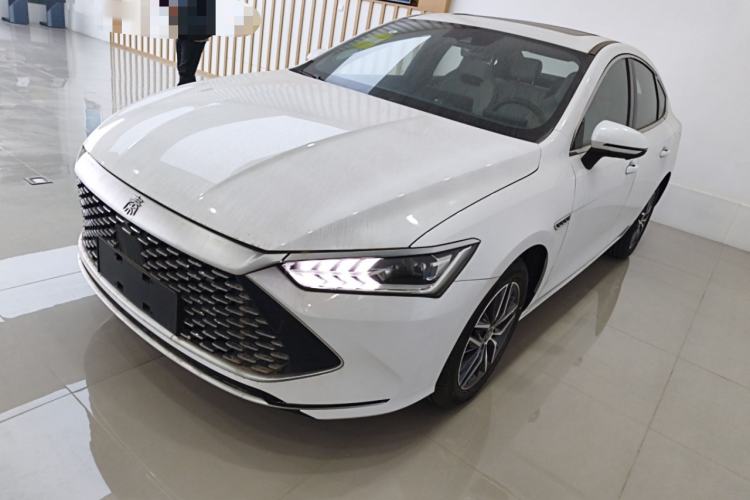 Used BYD Qin PLUS 2024 HONOR Edition DM-i 120KM Excellence Model