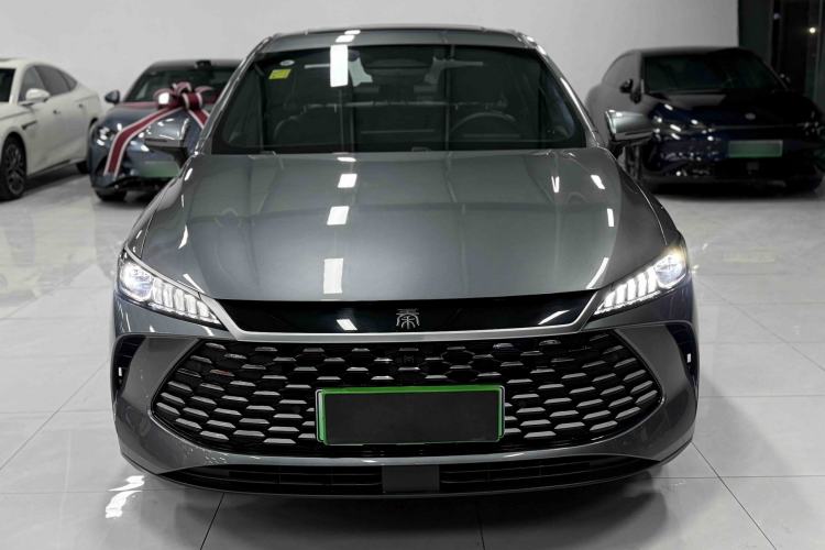 Used BYD Qin PLUS 2025 DM-i Smart Drive 120KM Superior Model