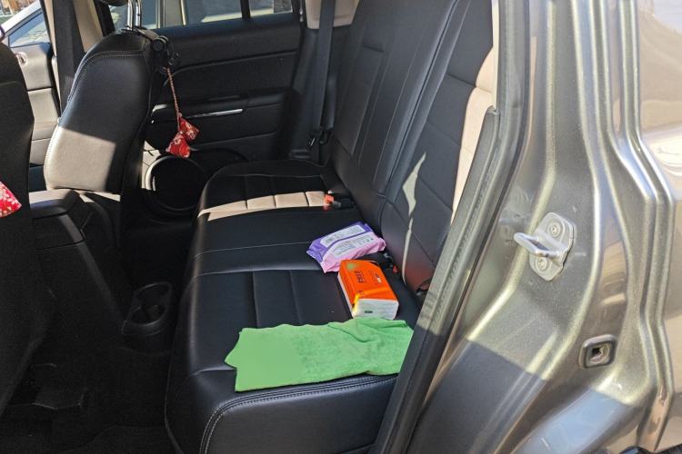 Used  Patriot 2014 2.4L Luxury Navigation Edition
