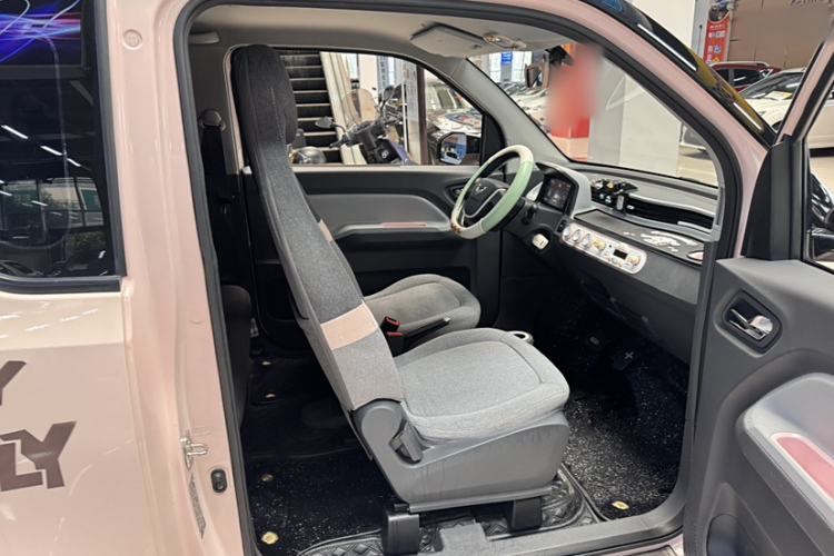 Used Wuling Hongguang MINIEV 2021 Macaron Premium Model – Lithium Iron Phosphate
