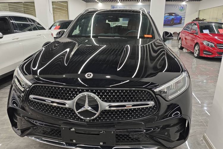 Used Mercedes-Benz GLC 2023 Facelift GLC 260 L 4MATIC Luxury Version 7-Seater
