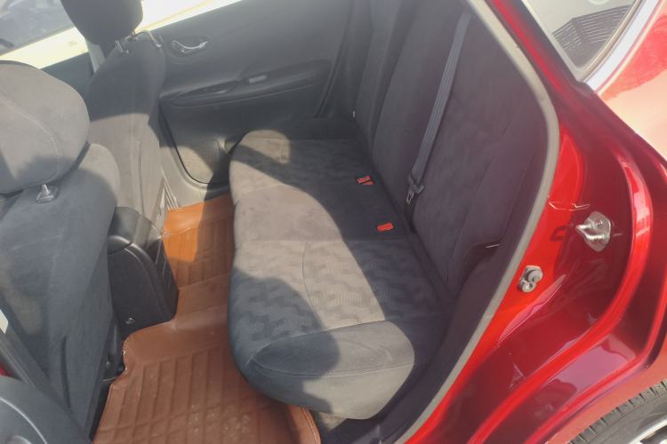 Used Nissan Tiida 2014 1.6L Manual Comfort Model