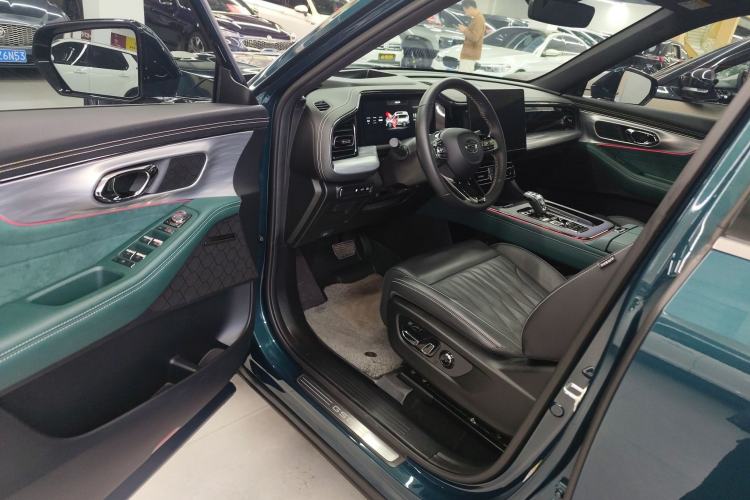 Used GAC Trumpchi GS8 2022 Dual-Engine Series 2.0TM Two-Wheel Drive Prestige Edition (7 Seats)
