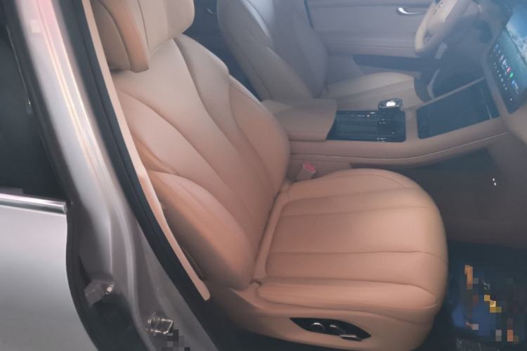 Used Hima AITO M7 2024 1.5T Rear-Drive Plus Version 6 Seats
