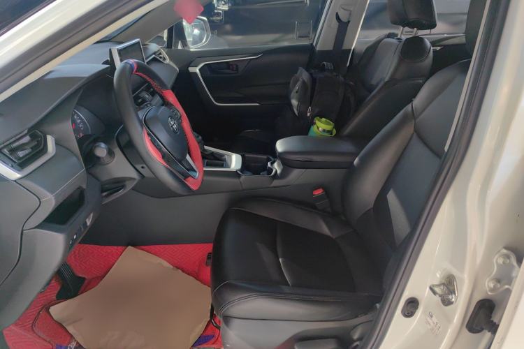 Used Toyota RAV4 2020 2.0L CVT Two-Wheel Drive Urban Edition
