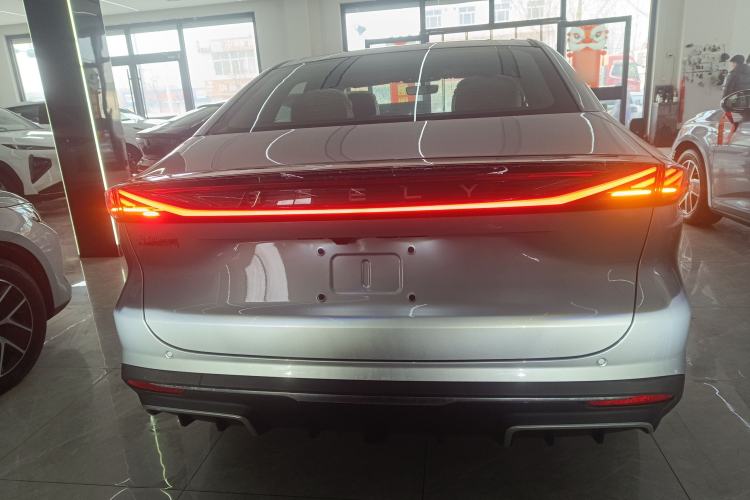 Used  L6 2025 EM-i 140km Long-Range Version
