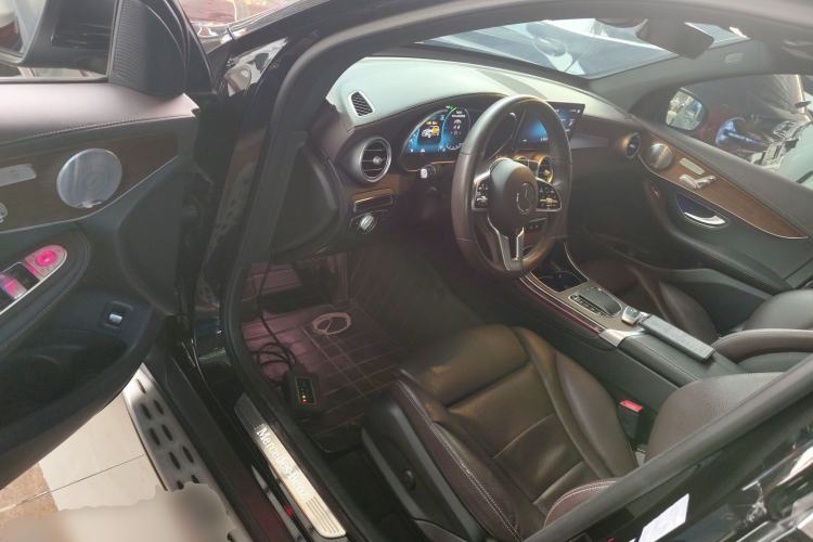 Used Mercedes-Benz GLC 2021 GLC 300 L 4MATIC Dynamic Model
