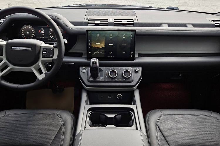 Used Land Rover Defender 2024 110 3.0T P400 XS