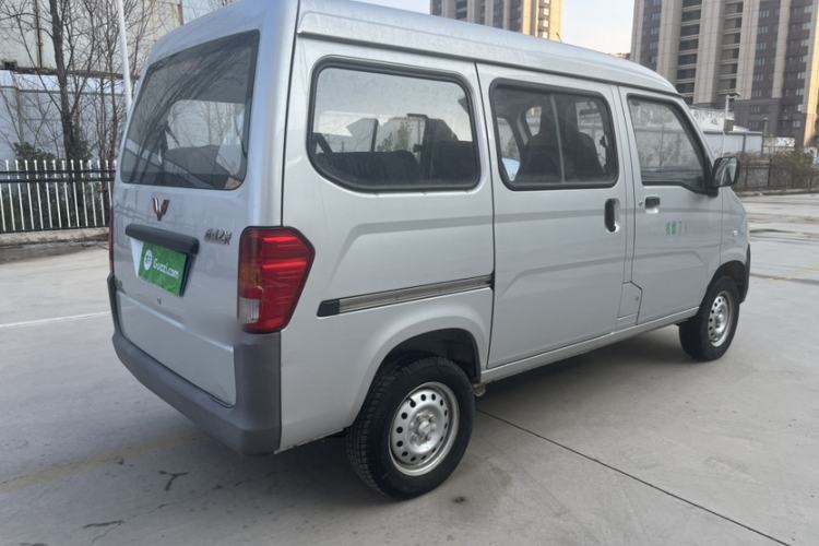 Used Wuling Zhiguang 2015 1.2L Practical LS-I Model

