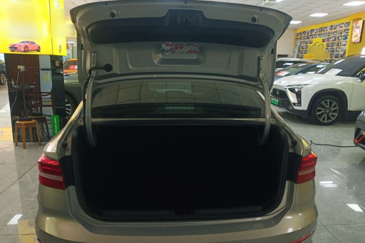 Used Volkswagen Lavida 2018 1.5L Automatic Comfort Edition China V Standard
