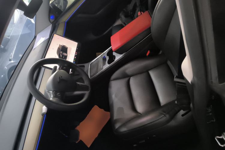 Used Tesla Model Y 2022 Rear-Wheel-Drive Version
