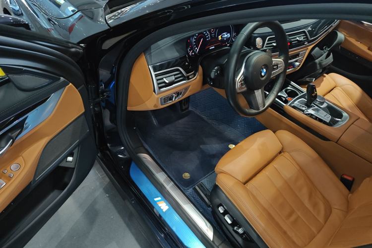 Used BMW 7 Series 2018 730Li Leading Model M Sport Package